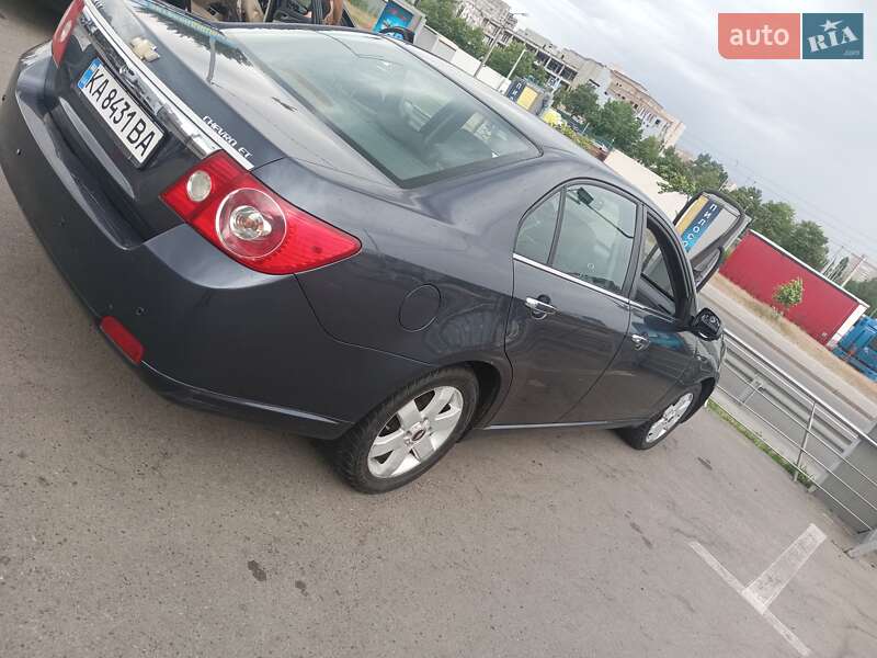 Седан Chevrolet Epica 2008 в Киеве