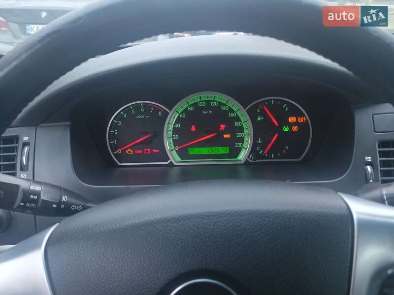 Седан Chevrolet Epica 2008 в Киеве