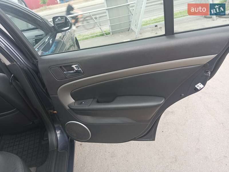 Седан Chevrolet Epica 2008 в Киеве