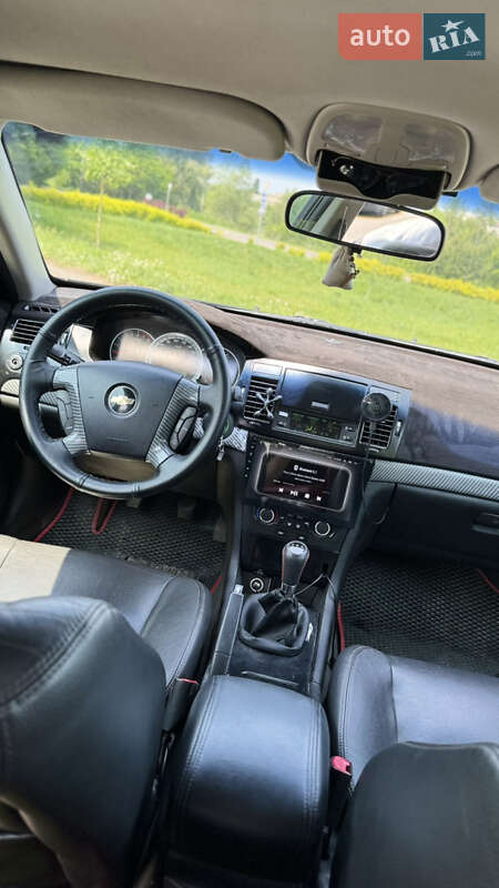 Седан Chevrolet Epica 2007 в Буче