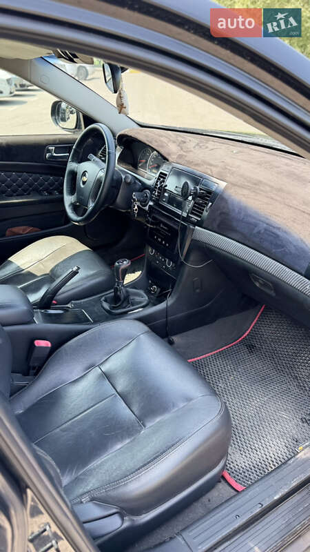 Седан Chevrolet Epica 2007 в Буче