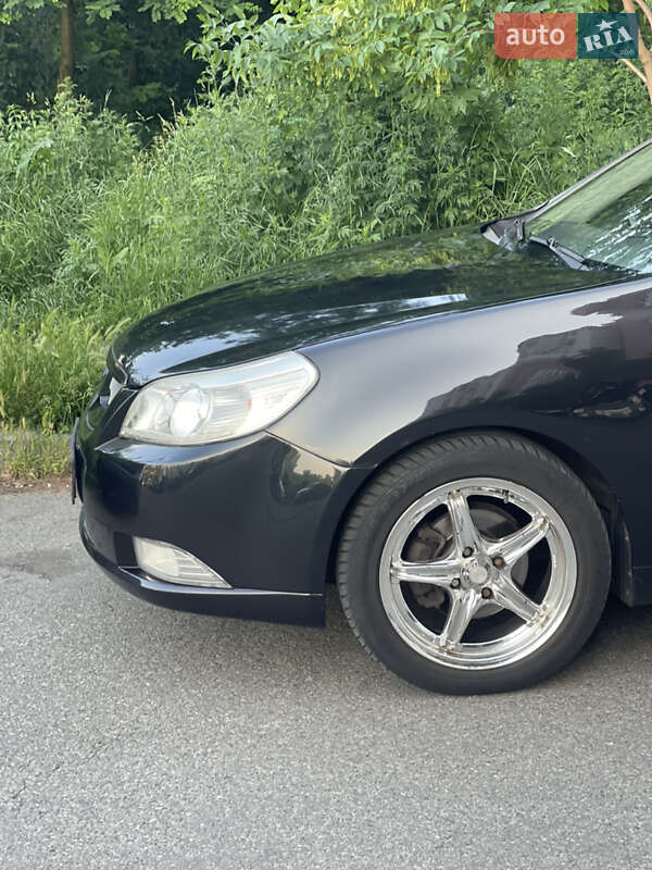 Седан Chevrolet Epica 2009 в Киеве