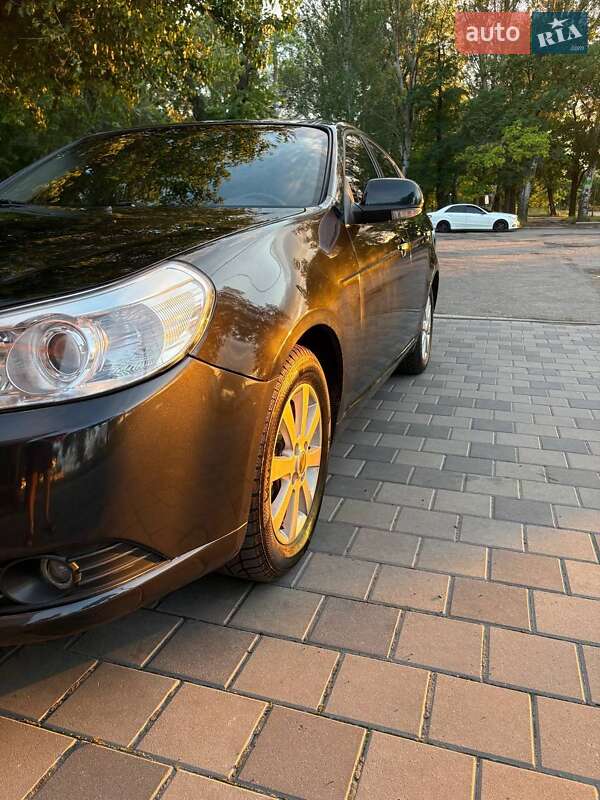 Седан Chevrolet Epica 2008 в Запоріжжі