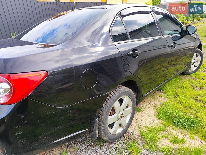 Седан Chevrolet Epica 2007 в Красилові