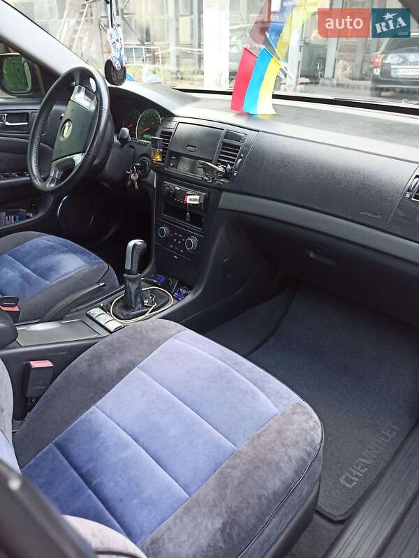 Седан Chevrolet Epica 2006 в Києві