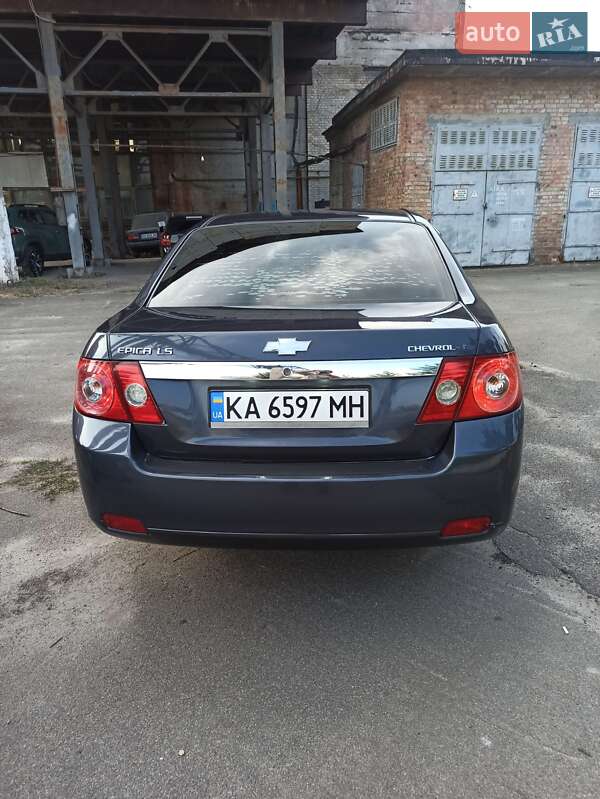 Седан Chevrolet Epica 2006 в Києві