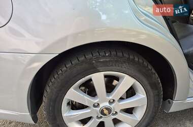 Седан Chevrolet Epica 2011 в 