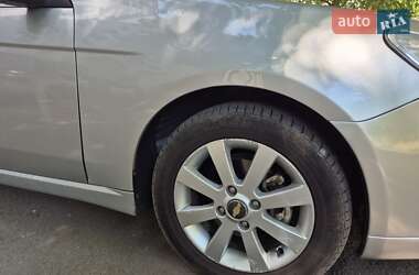 Седан Chevrolet Epica 2011 в 