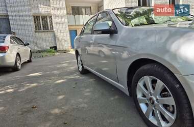 Седан Chevrolet Epica 2011 в 