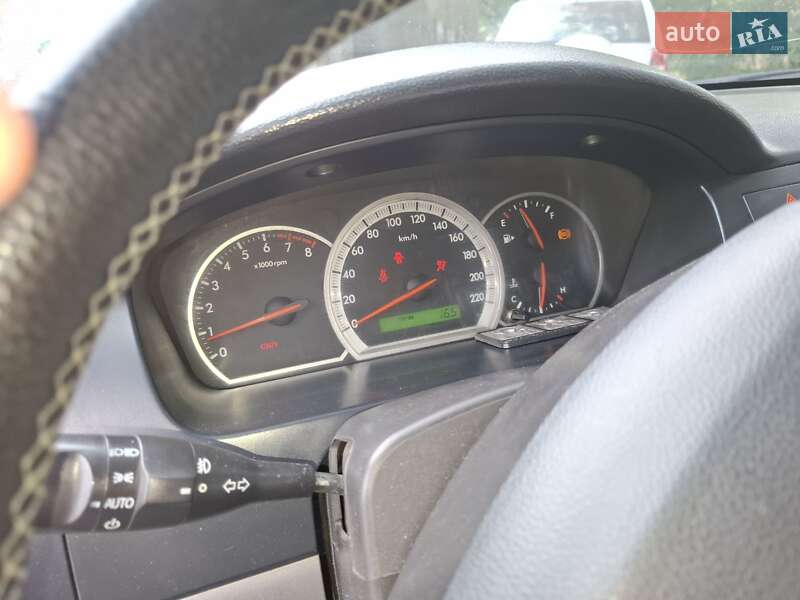 Седан Chevrolet Epica 2008 в Києві