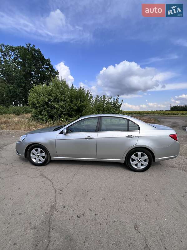 Седан Chevrolet Epica 2007 в Умані