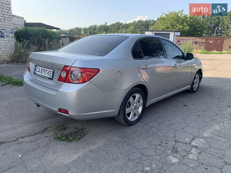 Седан Chevrolet Epica 2008 в Умани