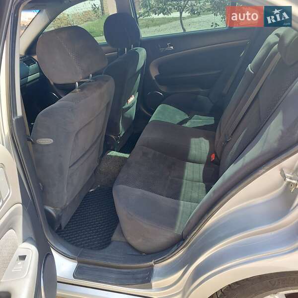 Седан Chevrolet Epica 2007 в Глобине