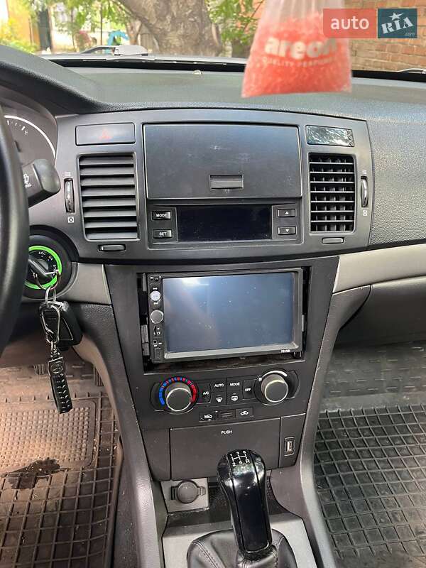 Седан Chevrolet Epica 2006 в Кривом Роге