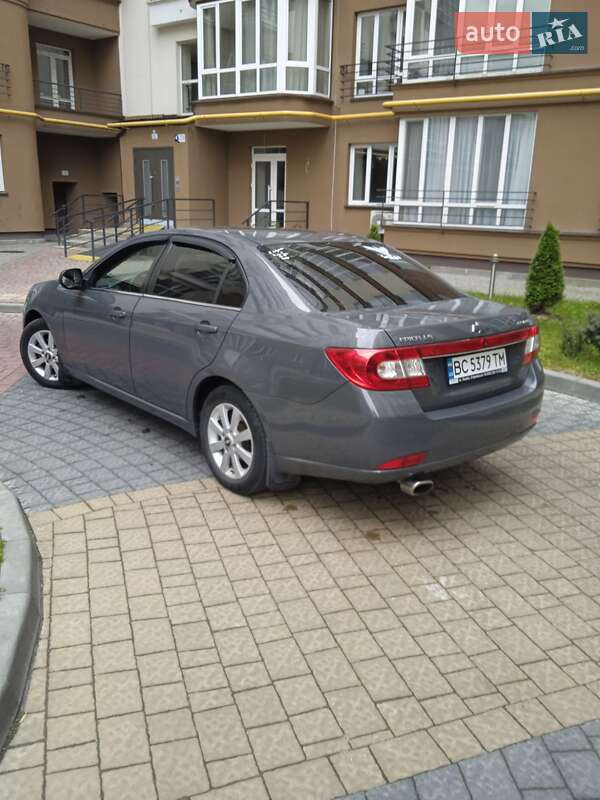 Седан Chevrolet Epica 2011 в Львові