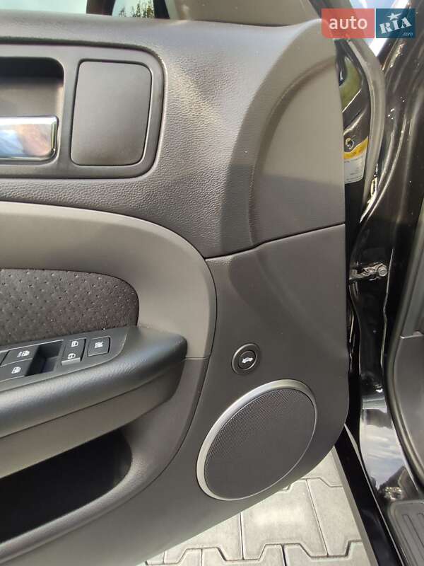 Седан Chevrolet Epica 2008 в Чернівцях