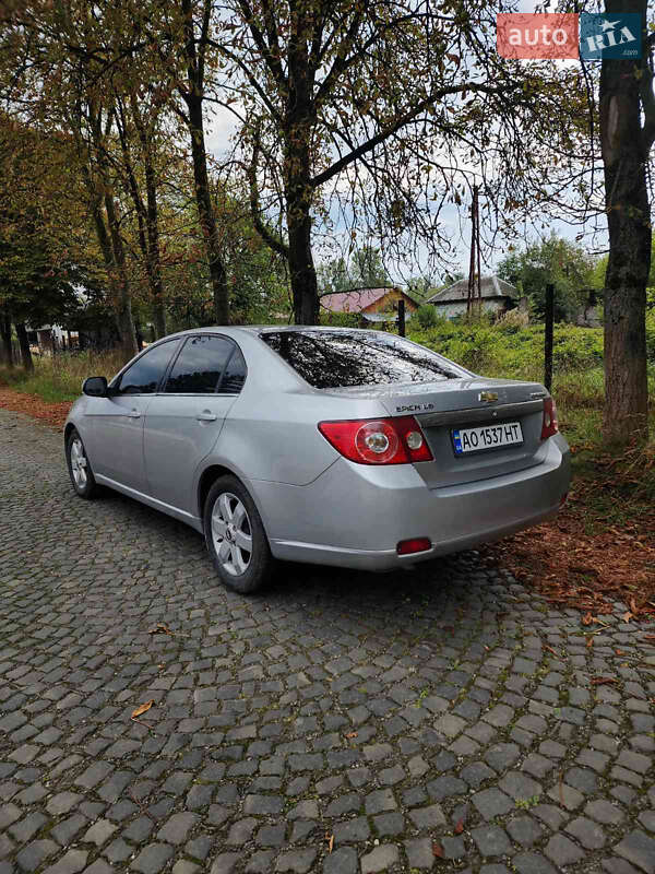Седан Chevrolet Epica 2008 в Тячеві