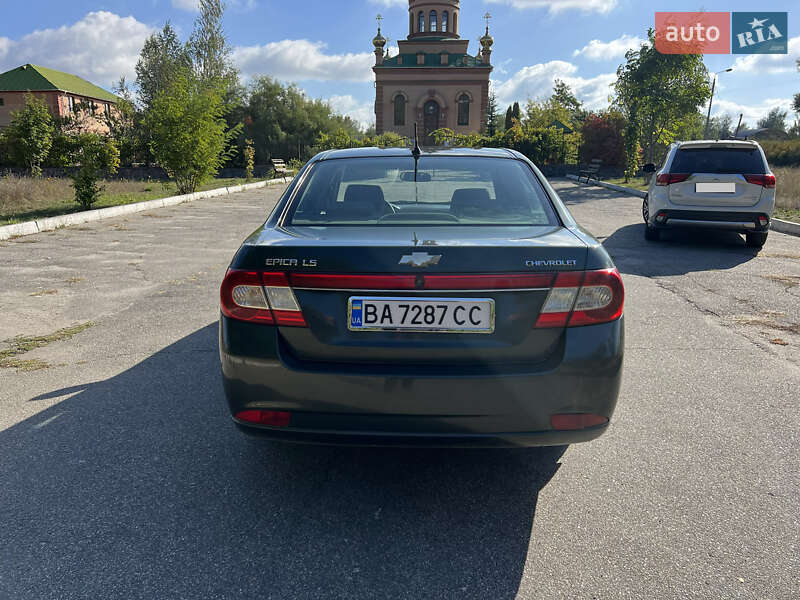 Седан Chevrolet Epica 2009 в Бобринці