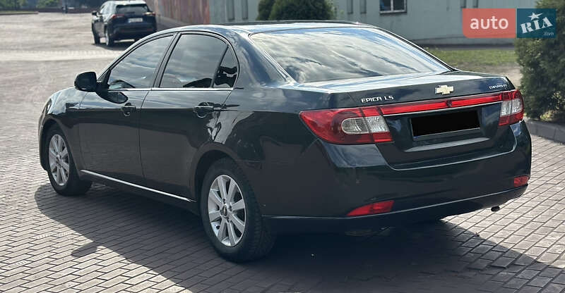 Седан Chevrolet Epica 2008 в Днепре