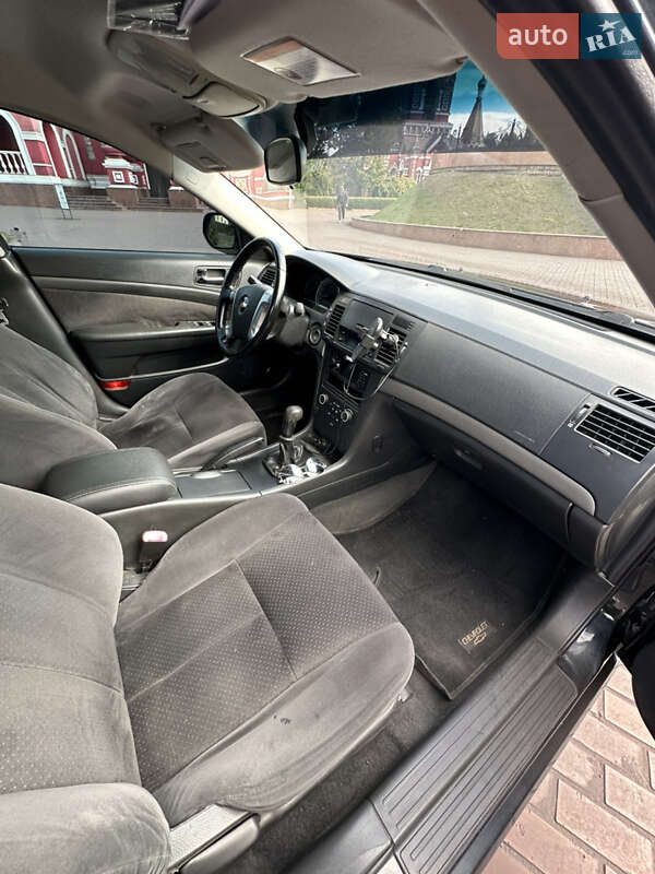 Седан Chevrolet Epica 2008 в Днепре