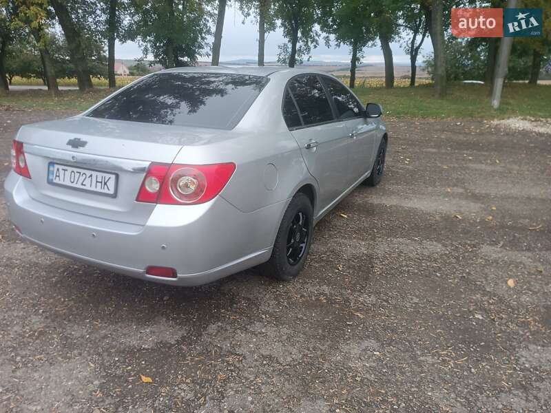Седан Chevrolet Epica 2008 в Чернівцях