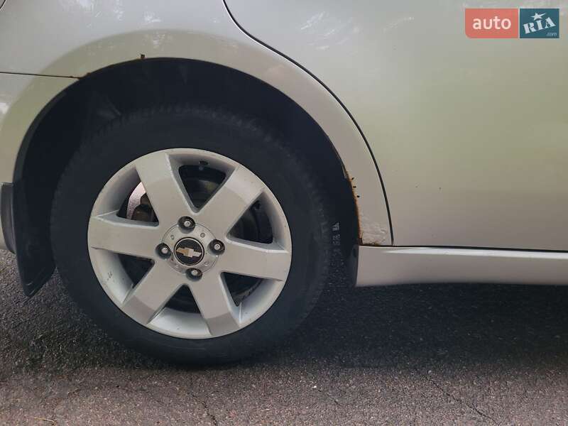 Седан Chevrolet Epica 2008 в Калуше фото 23 Седан Chevrolet Epica 2008 в Калуше