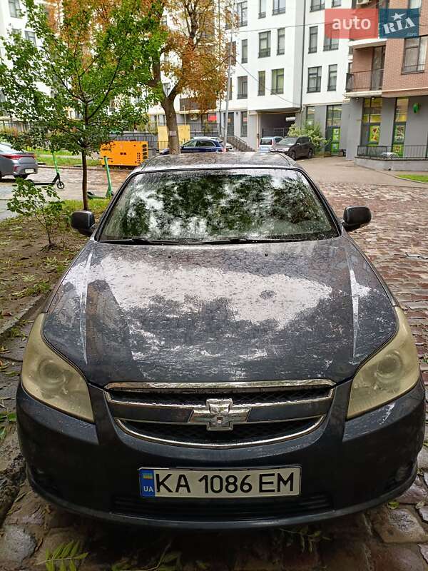 Седан Chevrolet Epica 2006 в Львове