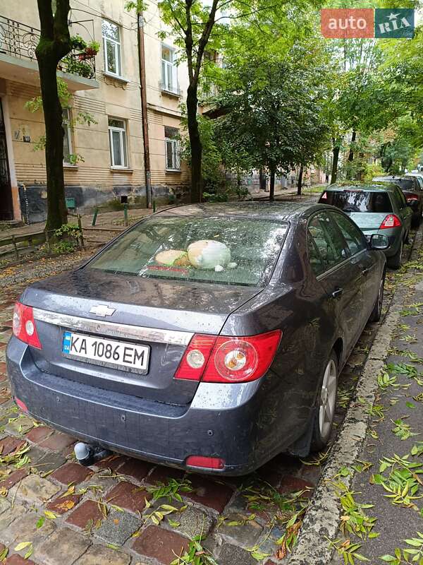 Седан Chevrolet Epica 2006 в Львове