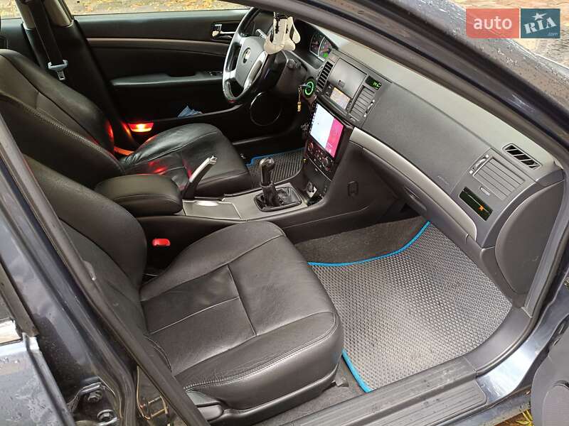 Седан Chevrolet Epica 2006 в Львове