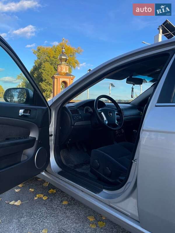 Седан Chevrolet Epica 2008 в Ромнах