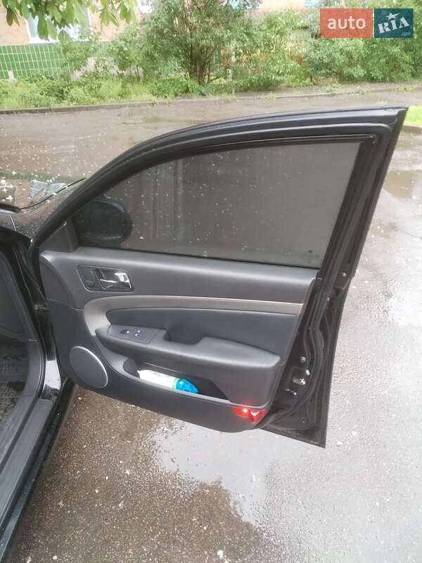 Седан Chevrolet Epica 2008 в Полтаве