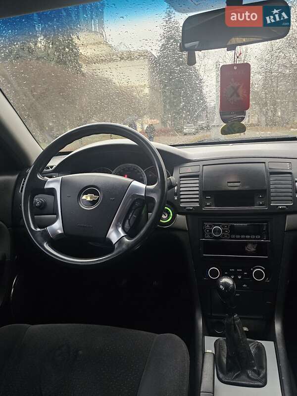 Седан Chevrolet Epica 2007 в Киеве фото 24 Седан Chevrolet Epica 2007 в Киеве