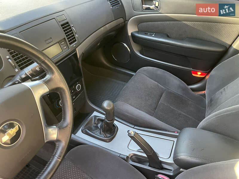 Седан Chevrolet Epica 2008 в Киеве фото 41 Седан Chevrolet Epica 2008 в Киеве