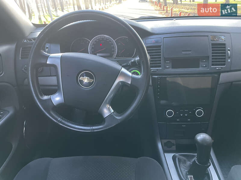 Седан Chevrolet Epica 2008 в Киеве фото 53 Седан Chevrolet Epica 2008 в Киеве