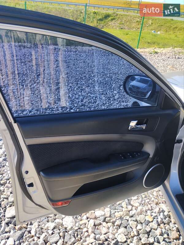 Седан Chevrolet Epica 2008 в Ровно