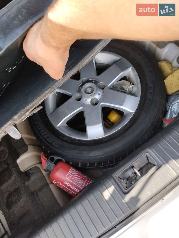 Седан Chevrolet Epica 2008 в Ровно