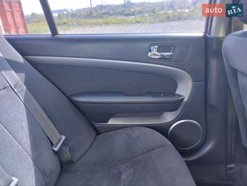 Седан Chevrolet Epica 2008 в Ровно