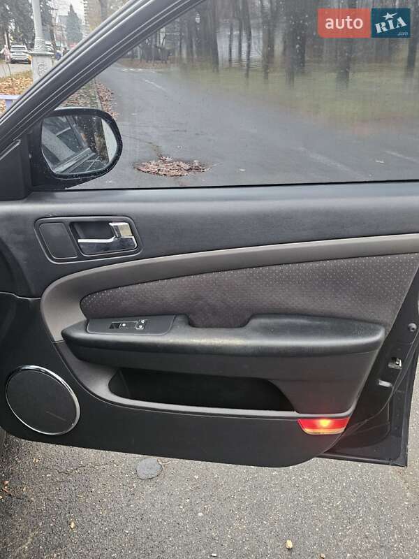 Седан Chevrolet Epica 2007 в Києві