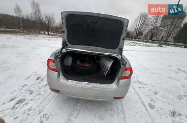 Седан Chevrolet Epica 2009 в Дубровице