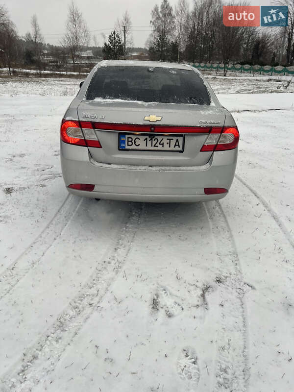 Седан Chevrolet Epica 2009 в Дубровице