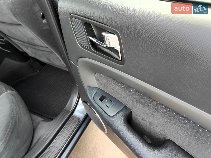 Седан Chevrolet Epica 2007 в Києві фото 54 Седан Chevrolet Epica 2007 в Києві