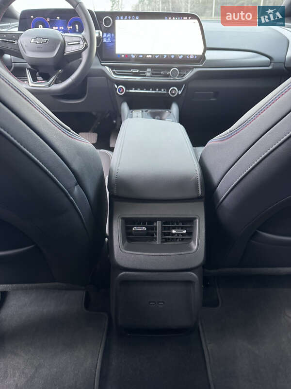 Позашляховик / Кросовер Chevrolet Equinox EV 2024 в Ірпені