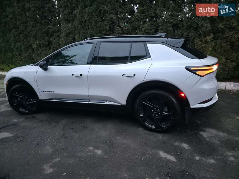 Позашляховик / Кросовер Chevrolet Equinox EV 2024 в Рівному