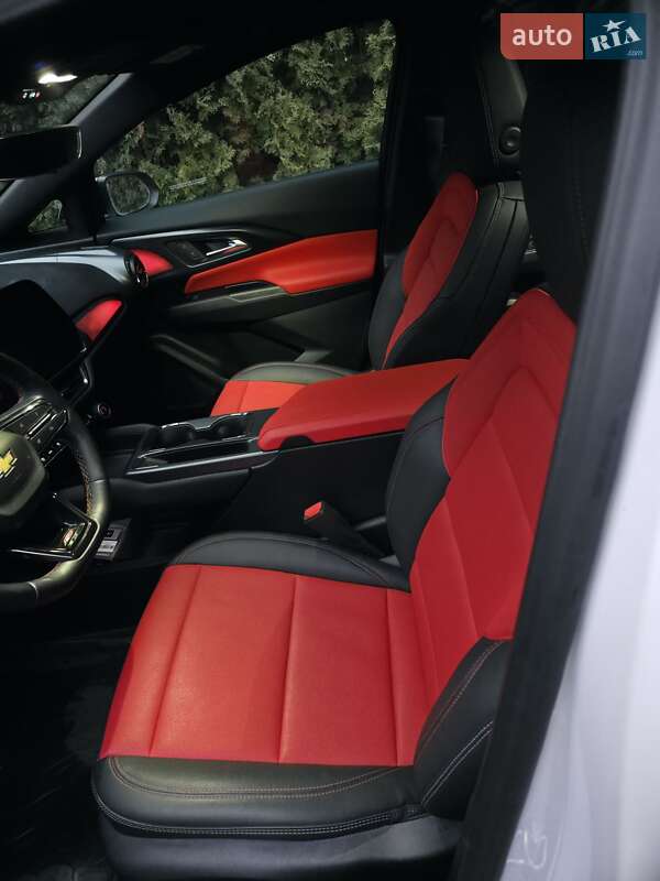 Позашляховик / Кросовер Chevrolet Equinox EV 2024 в Рівному