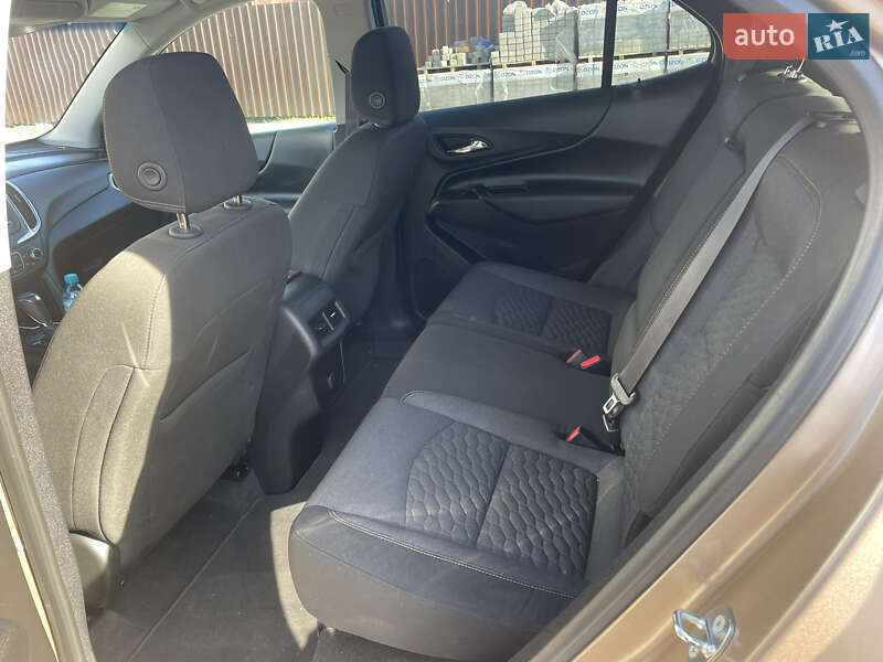 Позашляховик / Кросовер Chevrolet Equinox 2017 в Львові