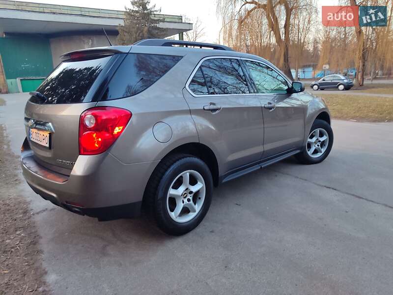 Позашляховик / Кросовер Chevrolet Equinox 2010 в Києві
