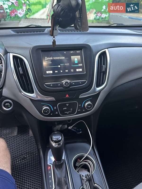 Внедорожник / Кроссовер Chevrolet Equinox 2017 в Кривом Роге