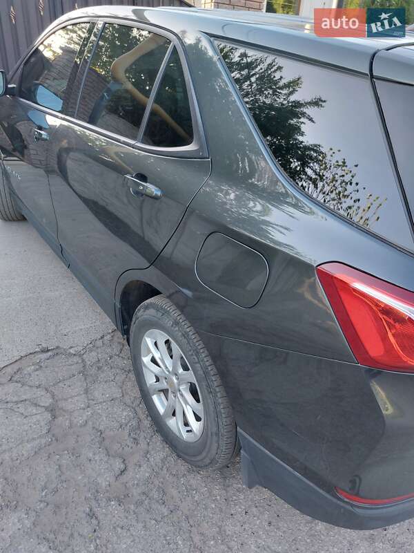 Внедорожник / Кроссовер Chevrolet Equinox 2019 в Кривом Роге