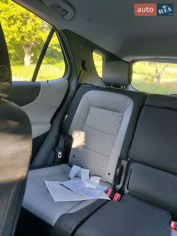 Внедорожник / Кроссовер Chevrolet Equinox 2019 в Кривом Роге