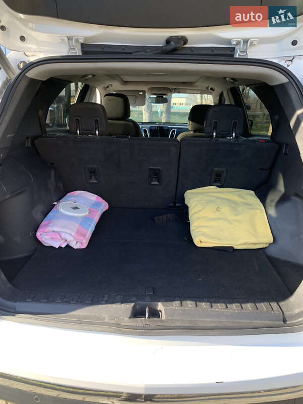 Позашляховик / Кросовер Chevrolet Equinox 2017 в Стрию